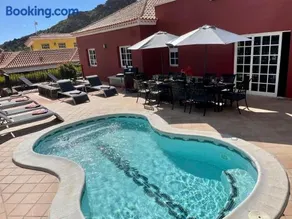 Villa Consuelo - Quiet Location Close to Resorts - Image 3