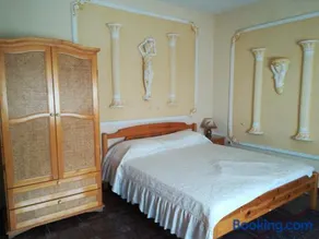 Family Hotel George - Image 2