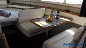 Antares Sleeping Boat - Image 4