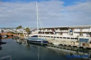 Waterfront - Knysna Quays Accommodation- Family Apartments - Image 2