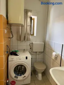 Sremski Karlovci Center Homestay - Image 4