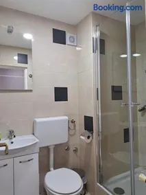 Studio apartmani i sobe Đurđan - Image 2