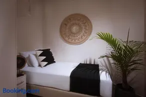 BELLA CASA LUXURY SUITES - Image 3