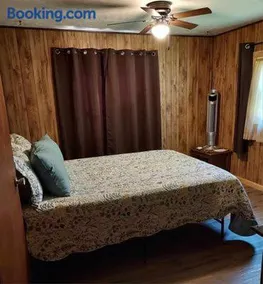Sandie's Country Bed and Bath - Image 2
