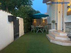 Le Jardin des Mûriers - Image 2