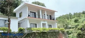 M woods - Image 1