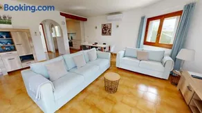 Villa Cabrera - Image 4