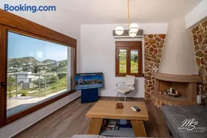 East and West, villa with endless views - Image 1