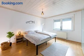 Pitlane-Apartment - Image 4