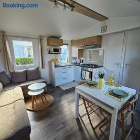 Mobil-home 2 ch - 4-6 pers - Terrasse & WiFi - Domaine de Kerlann - Image 1