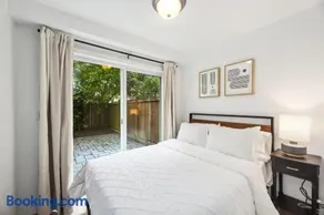 Green Lake Remodelled home with AC garage yard - Image 1