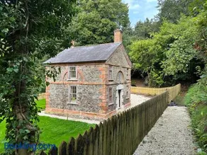 Bridge Cottage Upper Malone - Image 5