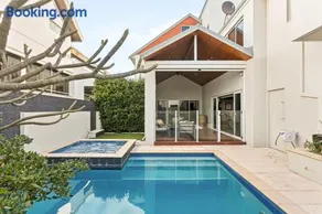 The Harbour Mirage - Spa - Pool - Harbour front - Gym - Games room - 6BR - Image 3