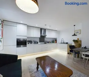 Modern flat near Silverstone, Bicester and Stow - Image 3
