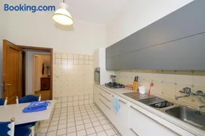 Orsini: tre camere da letto, 2 bagni - Image 2