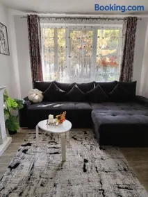 Casuta cu povesti - Image 1