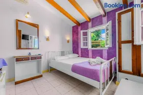 Aiolos Rooms - Image 3