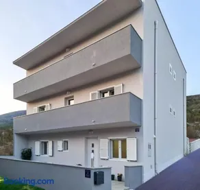 VILLA STARS HILL WITH HEATING POOL and JACUZZI - MAKARSKA - Image 4