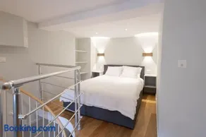 ꨄ Studio-duplex Tower - Image 1