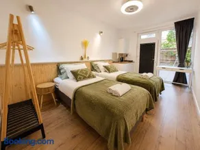 Prague Airport Studio with Kitchenette & Terrace - KindstaySuites - Image 3