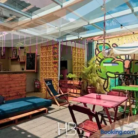 HBB Hostel Brazil Bar&Café- Vila Madalena - São Paulo-SP - Próximo a Beco do Batman, Paulista, Allianz Parque, Morumbi, Acesso 24hs - Image 1