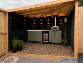 The Yurt Den - Image 5