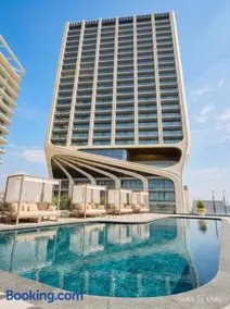 Mercury Suites Apartment with Pool Access in St Julians - Image 1