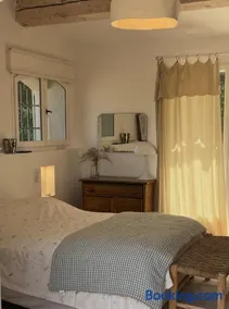 La jolie suite dans la forêt - Image 2