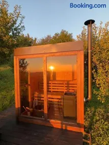 Design Cabin & Panorama Sauna - Image 3