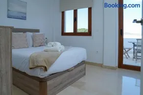 Villa María Blue - Image 1