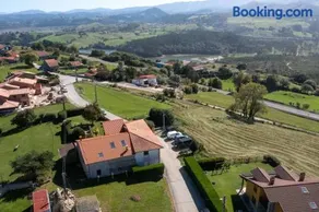 Apartmento Rural Sanvi B - Terrace and Views of the Picos de Europa - Image 4