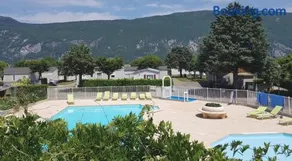Mobil-home à quelques mètres du lac d'Aiguebelette - Image 1