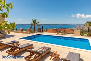 Holiday home - between Green & Blue - Image 2