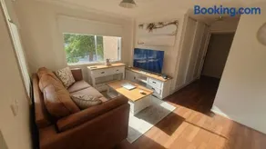 Ideal location - Pool & Tennis Court, Fine Dining - Image 2