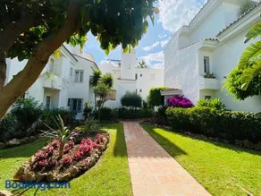 Apartamentos Naranjos Del Sol Marbella - Image 3
