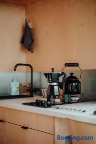 Slapen op de Dijk - Tiny House - Image 5