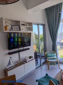 Apt in luxurious condominium near the beach - Image 3