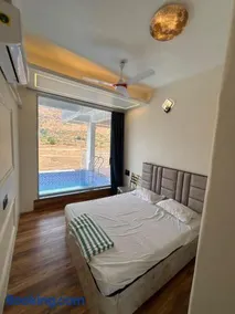 Avera luxurious stay - Image 2