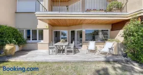 Mediterraneo Classy Apartment, Private Garden - Image 3