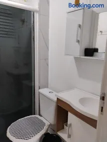 Acolhedor e Bem Localizado - Image 2