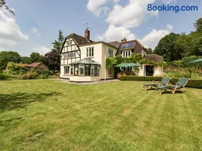 Valley House - Image 3