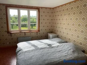 Calm and private country side property with own waterfront by large river - Image 5