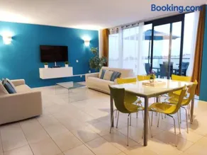 CASA AZUL 2Bedroom Apartment & Ocean View Terrace WIFI Premium - Image 1