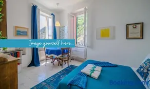 Maemuna Sea View Apartment - Image 1