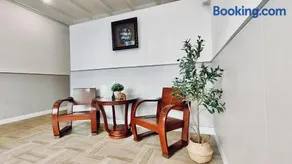 Nitichai Place, Private Sukhumvit Townhome 8PAX - Image 4