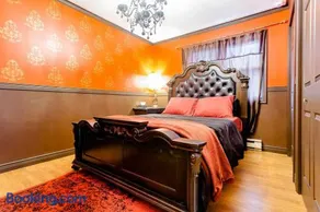 Private bedrooms+free parking - Image 2