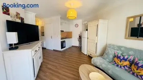 Logement entier - Idéalement situé - Image 3
