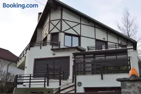 Ski & Adventure Vila - Image 1