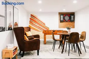 5 BR - Hot Tub, Game Room,Fire Pit, Big Backyard near Denver - Image 2