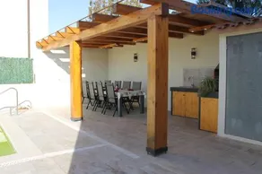 Casa en Empordà con piscina grande propia - Image 4